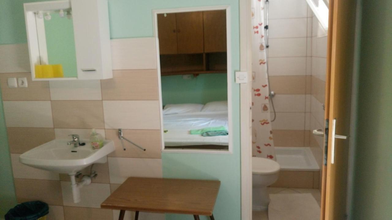 Adriatic Apartmani A2-A6, Rab Kampor エクステリア 写真