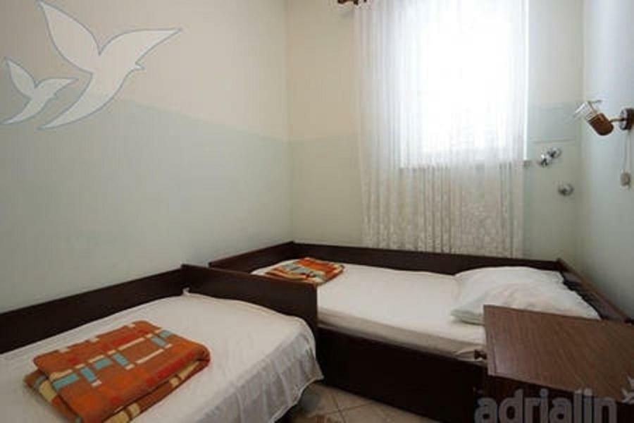 Adriatic Apartmani A2-A6, Rab Kampor エクステリア 写真